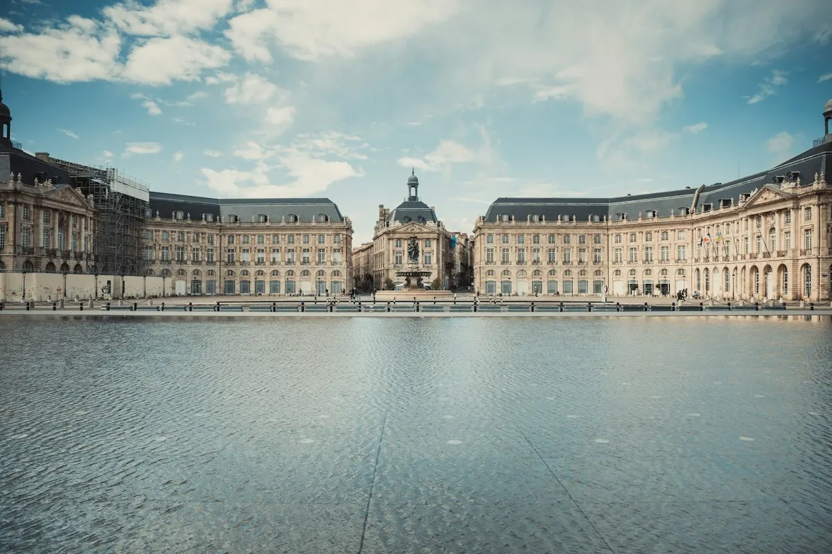 Place de la Bourse et miroir d’eau à Bordeaux